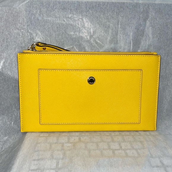 Michael Kors Greenwich Leather Clutch - Picture 10 of 11